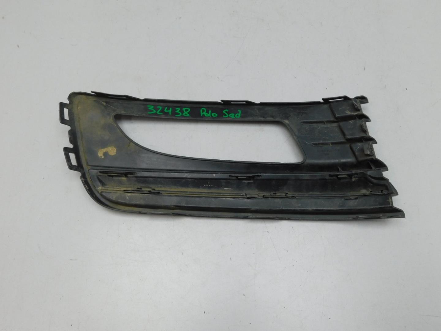 Решетка в бампер левая