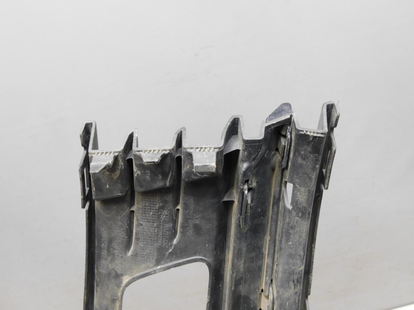 Решетка в бампер левая