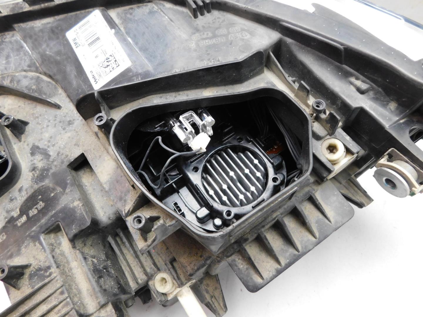 Фара правая