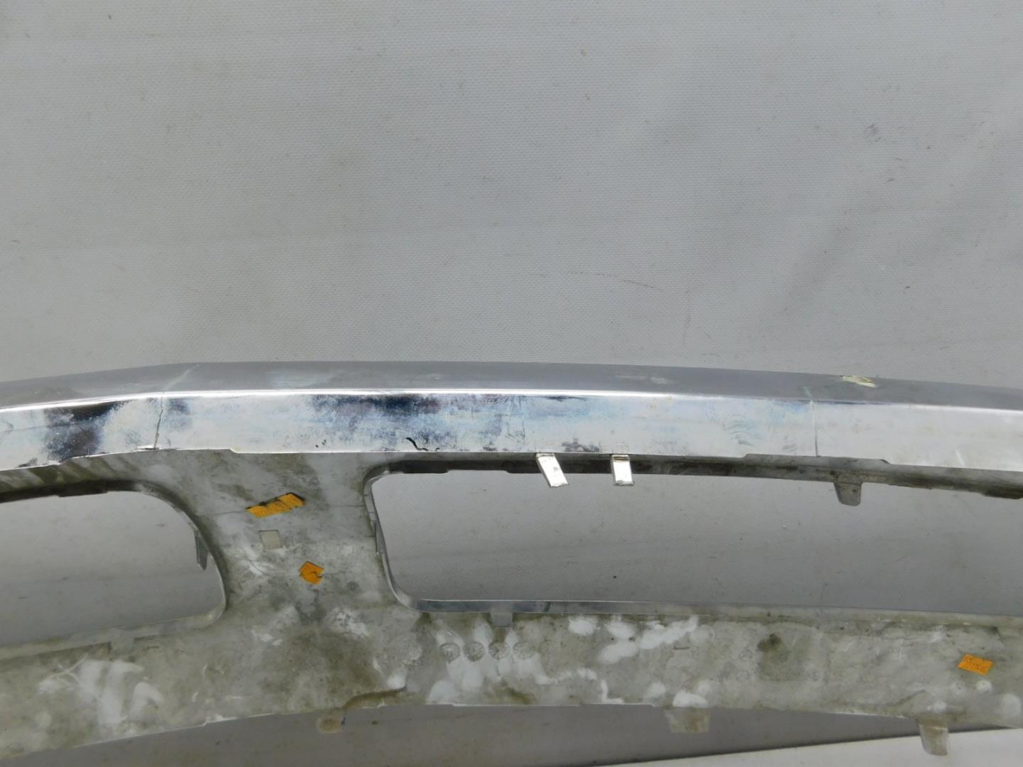 Накладка переднего бампера