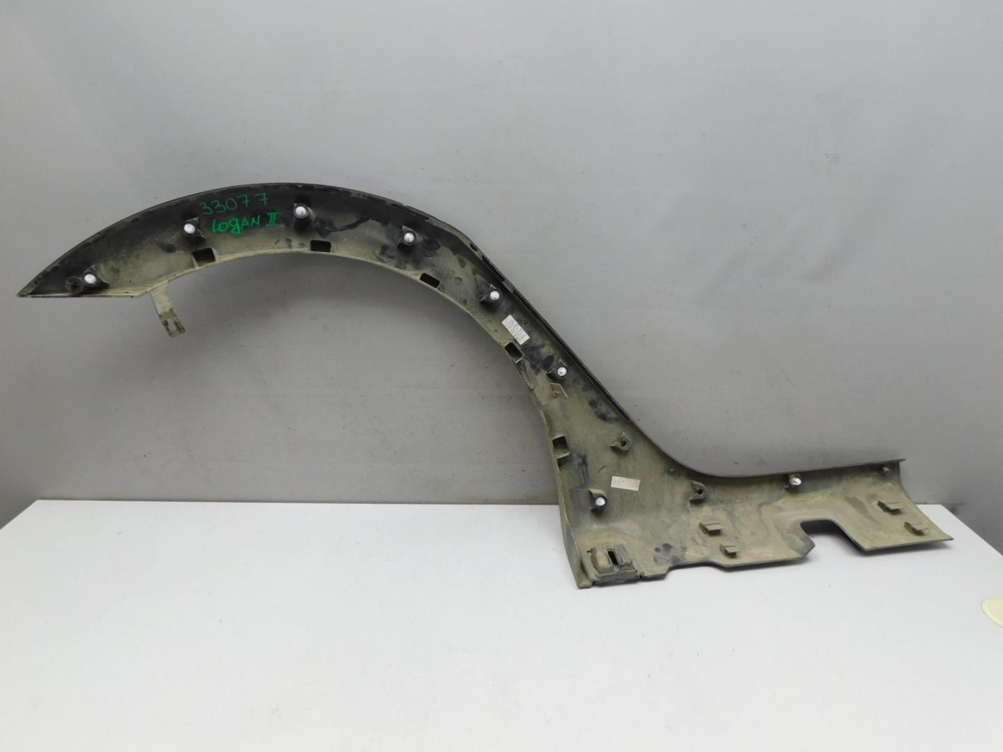 Накладка заднего крыла левого