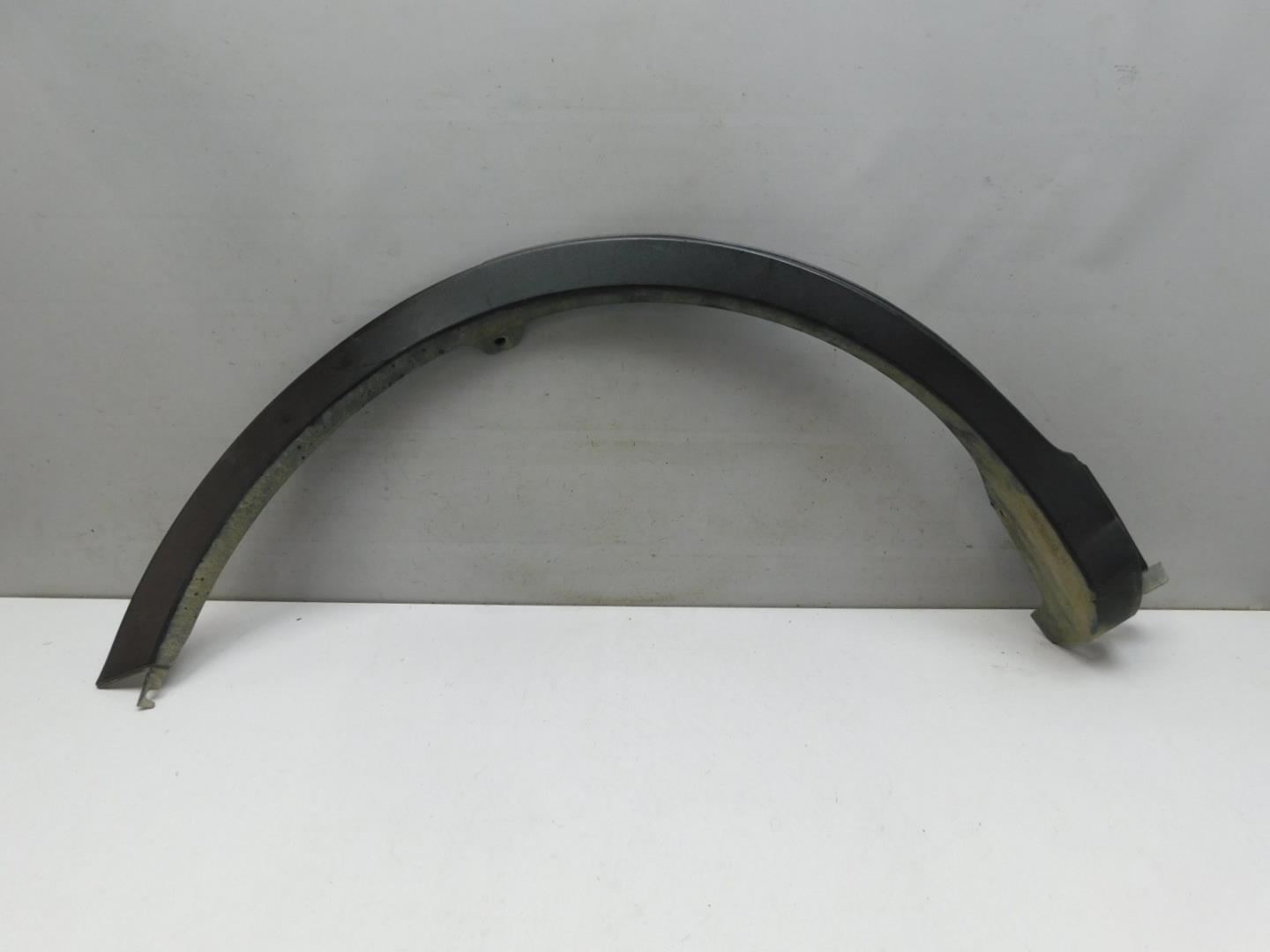 Накладка заднего крыла правого