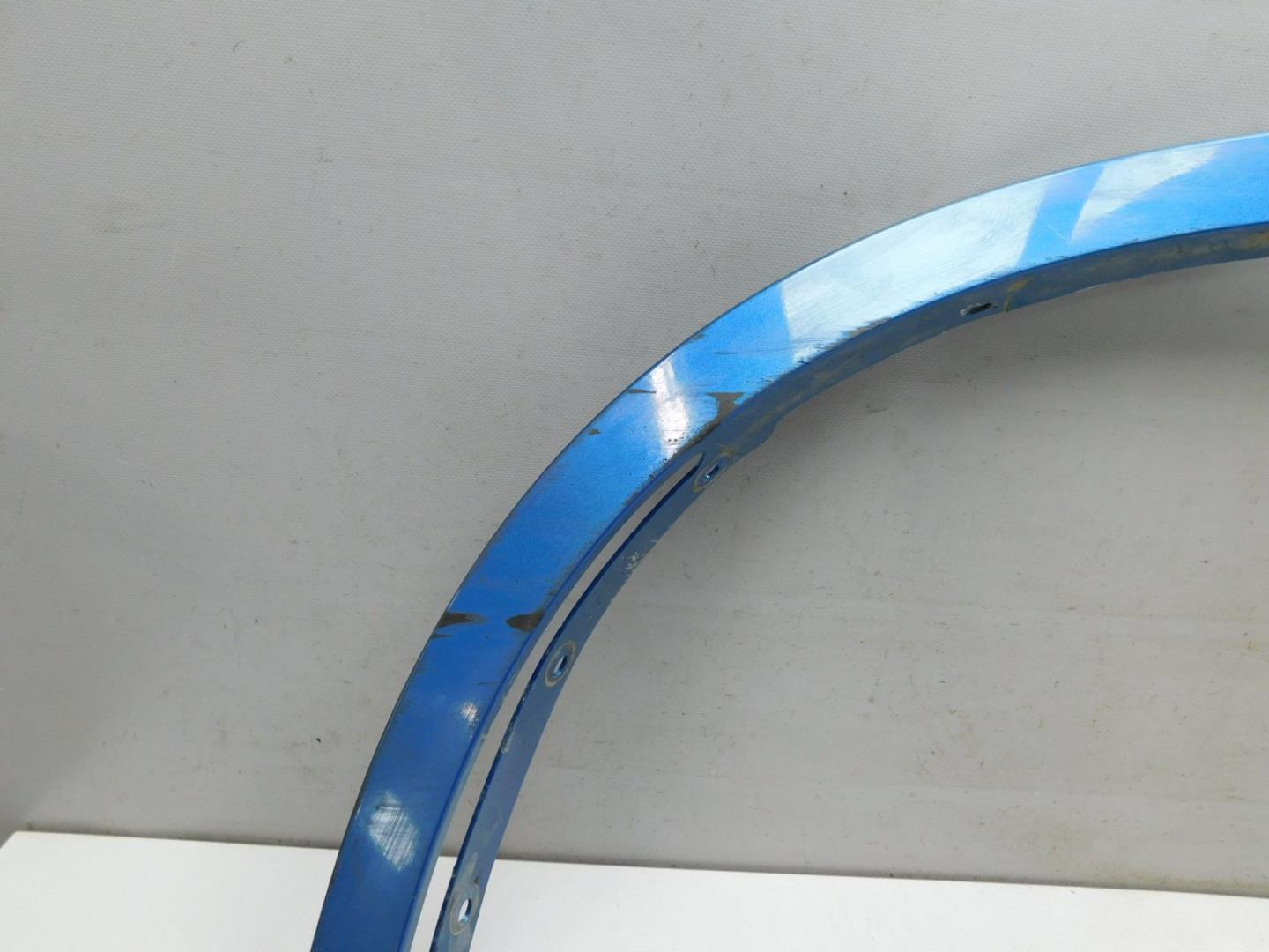 Накладка крыла переднего левого