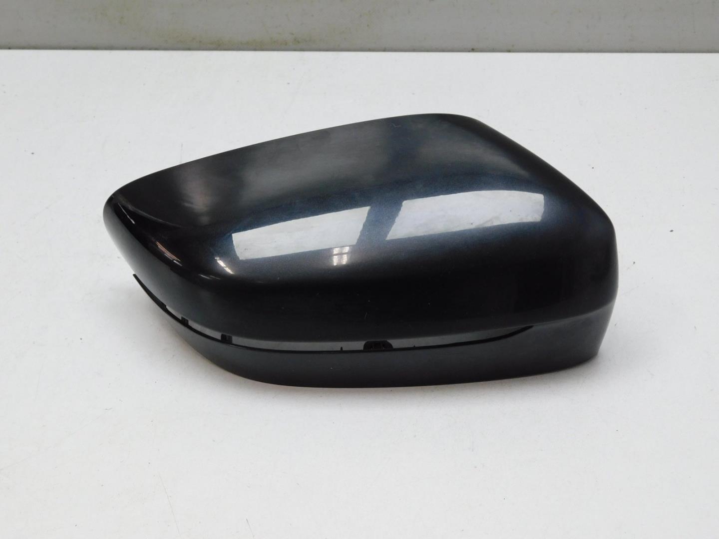 Накладка зеркала правого