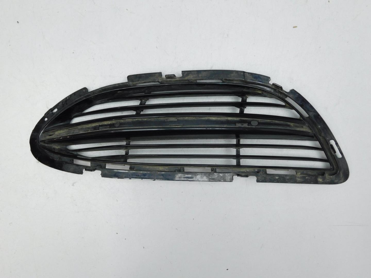 Решетка в бампер левая