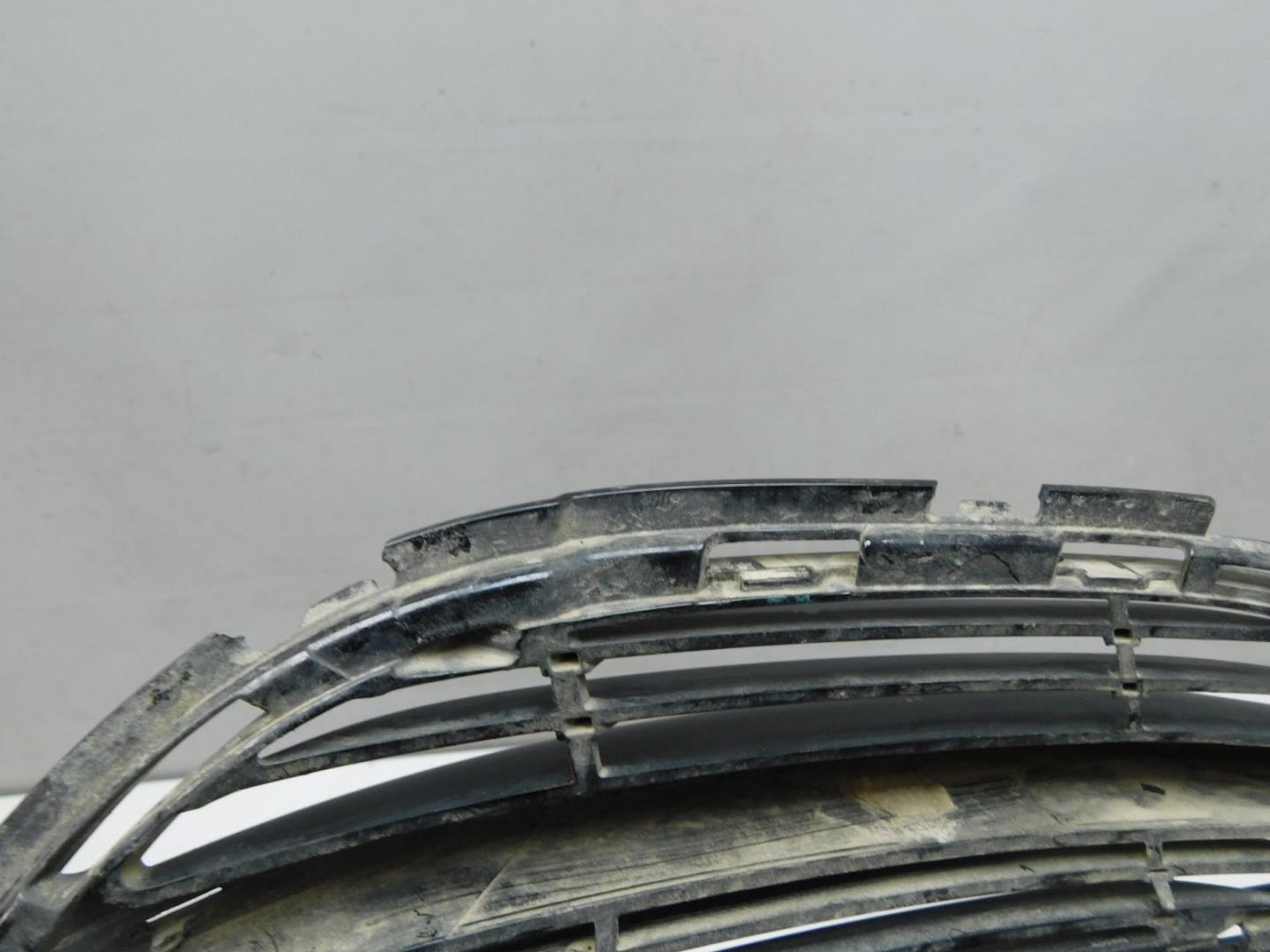 Решетка в бампер левая