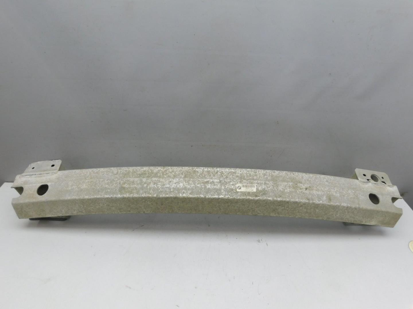 Усилитель заднего бампера