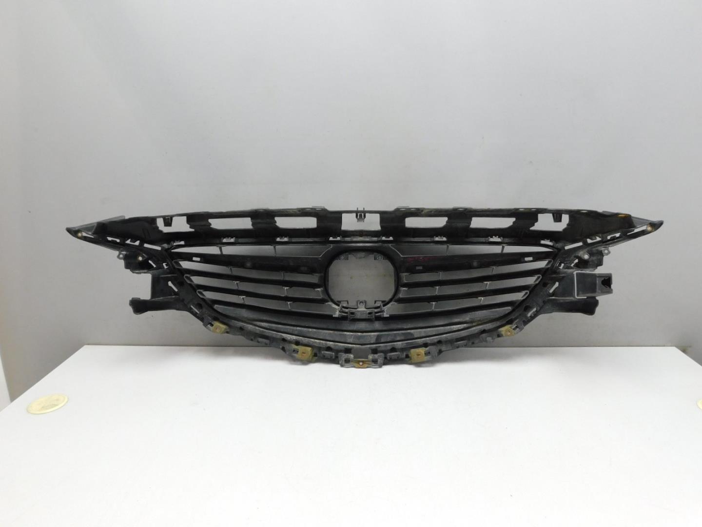 Решетка радиатора