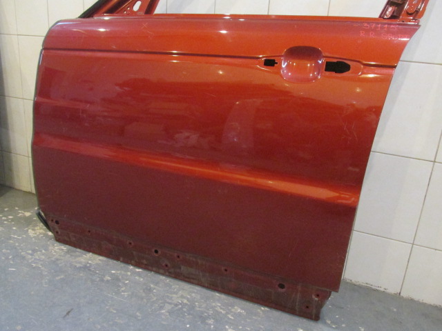 Дверь передняя левая