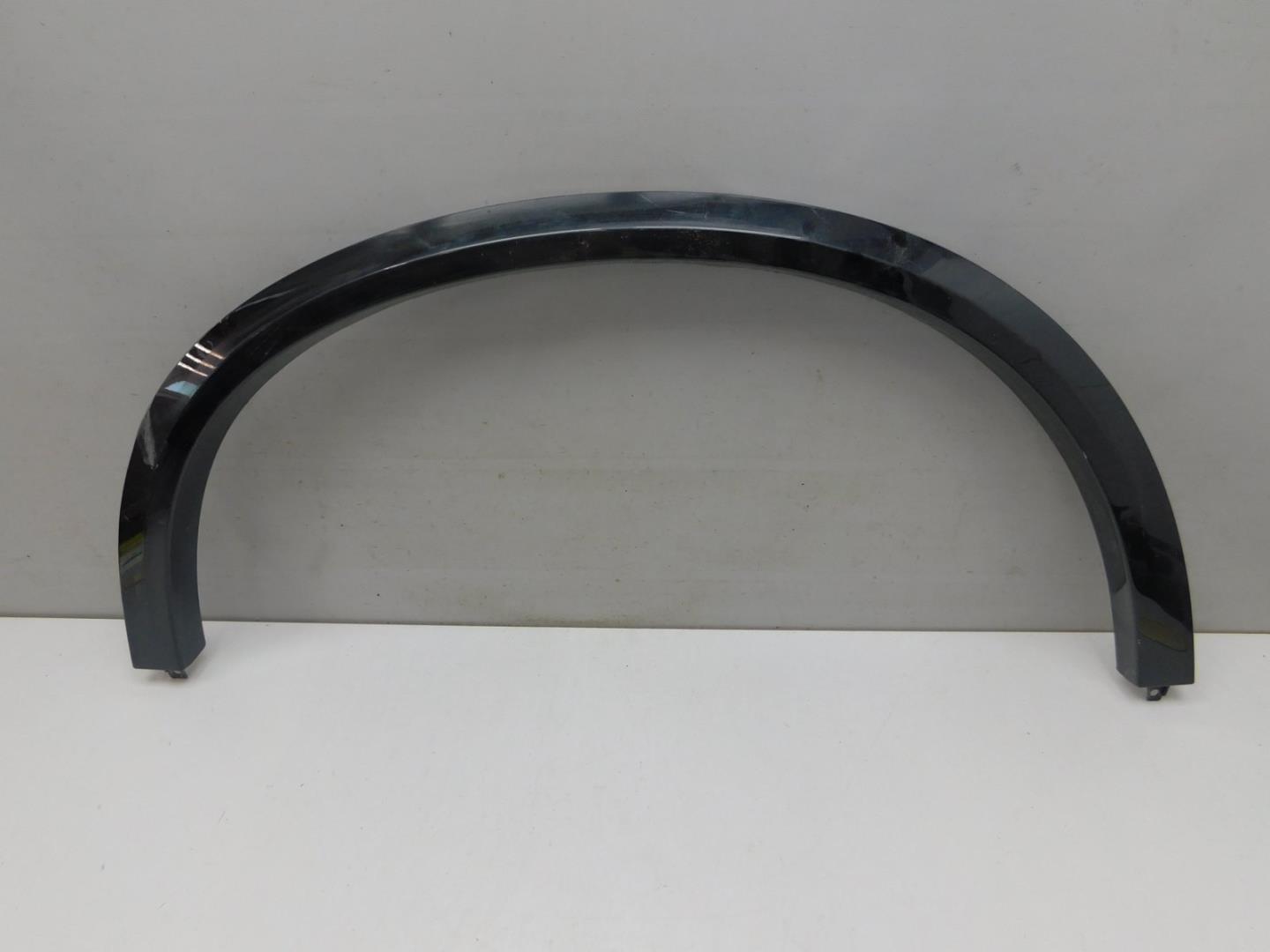 Накладка заднего крыла правого