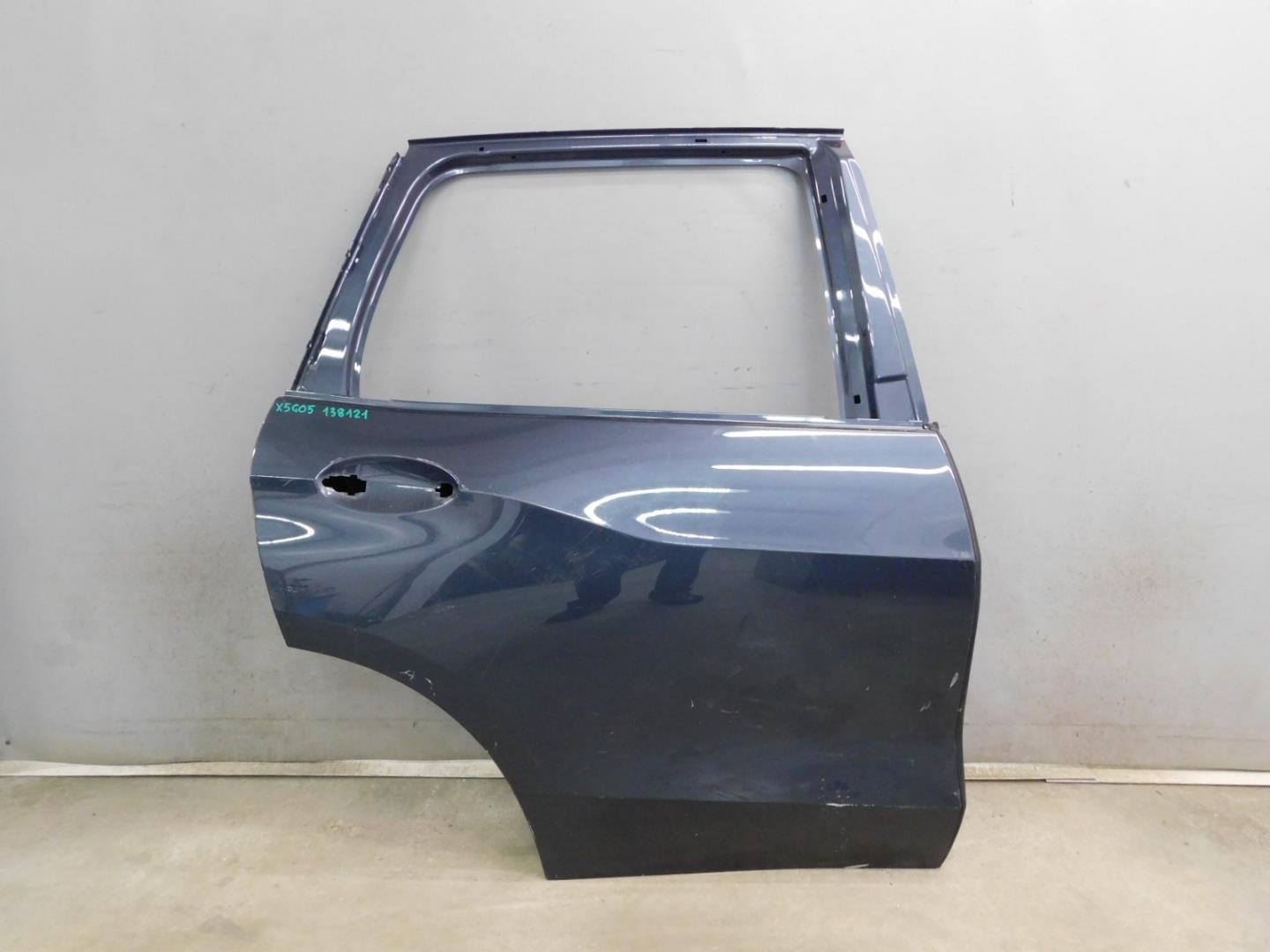 Дверь задняя правая