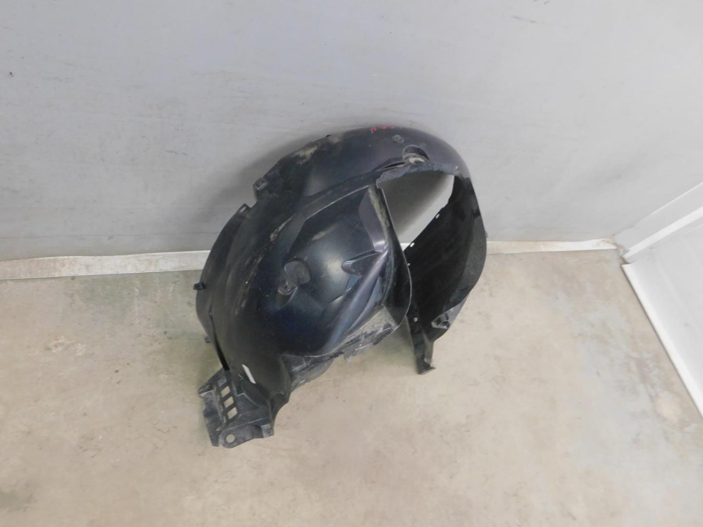 Локер передний правый