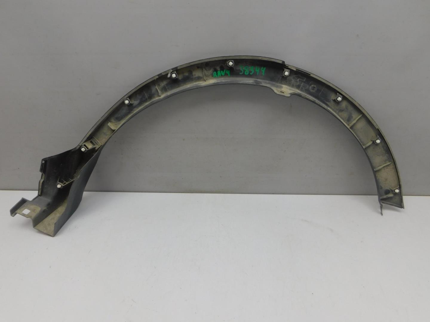 Накладка заднего крыла правого