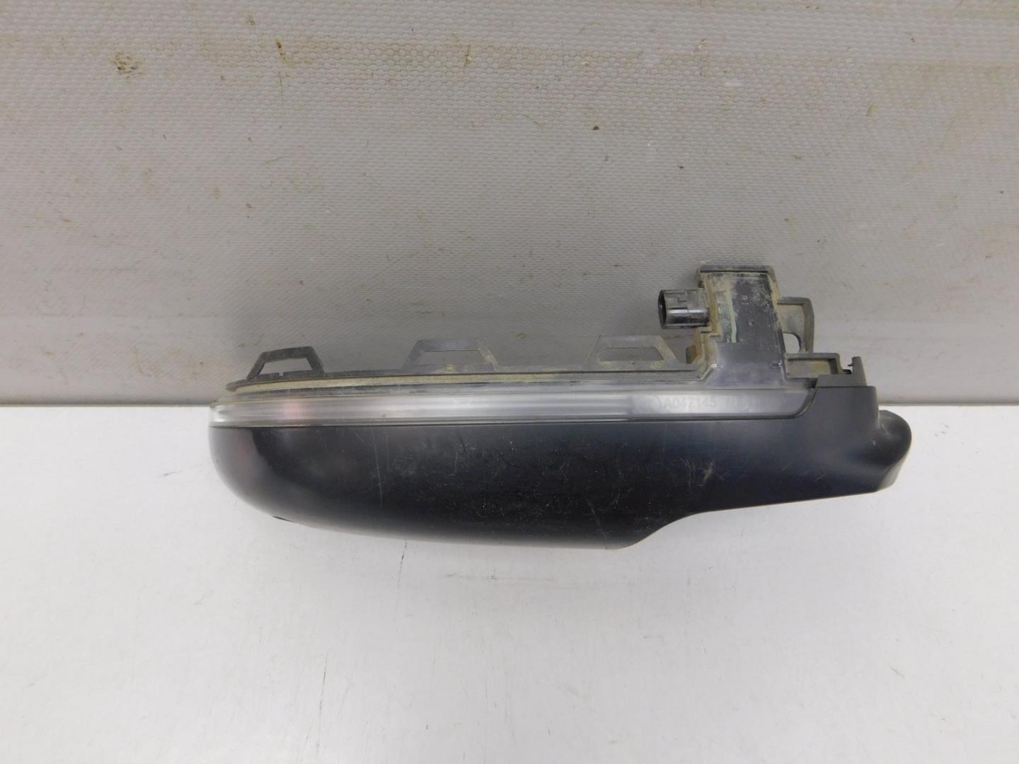 Повторитель поворота белый