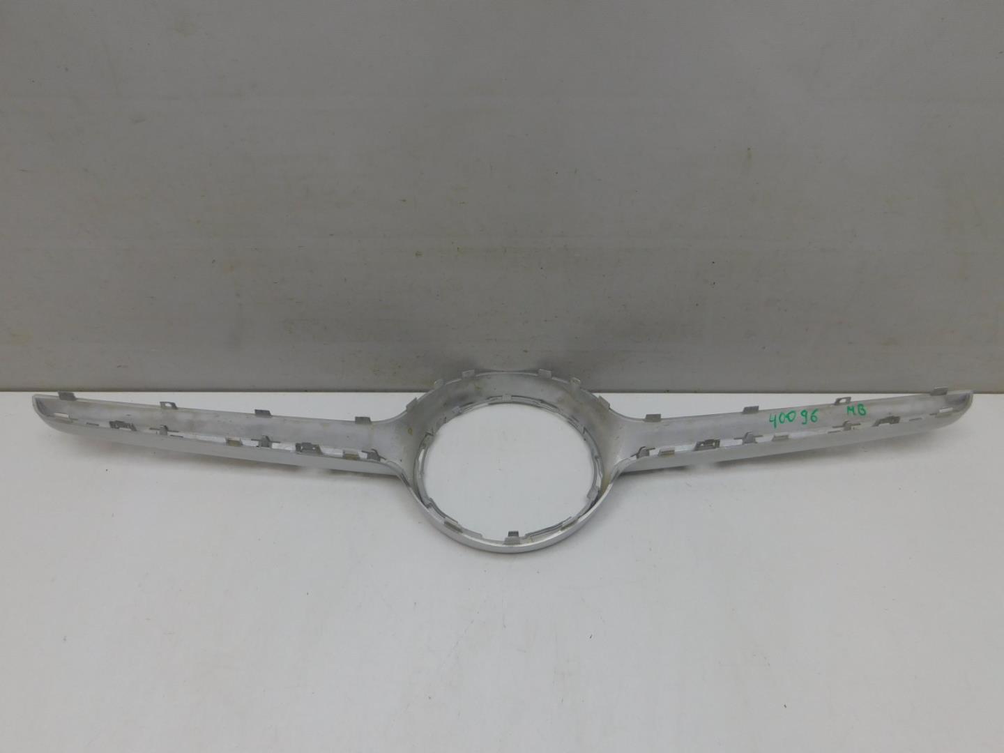 Накладка на решетку радиатора