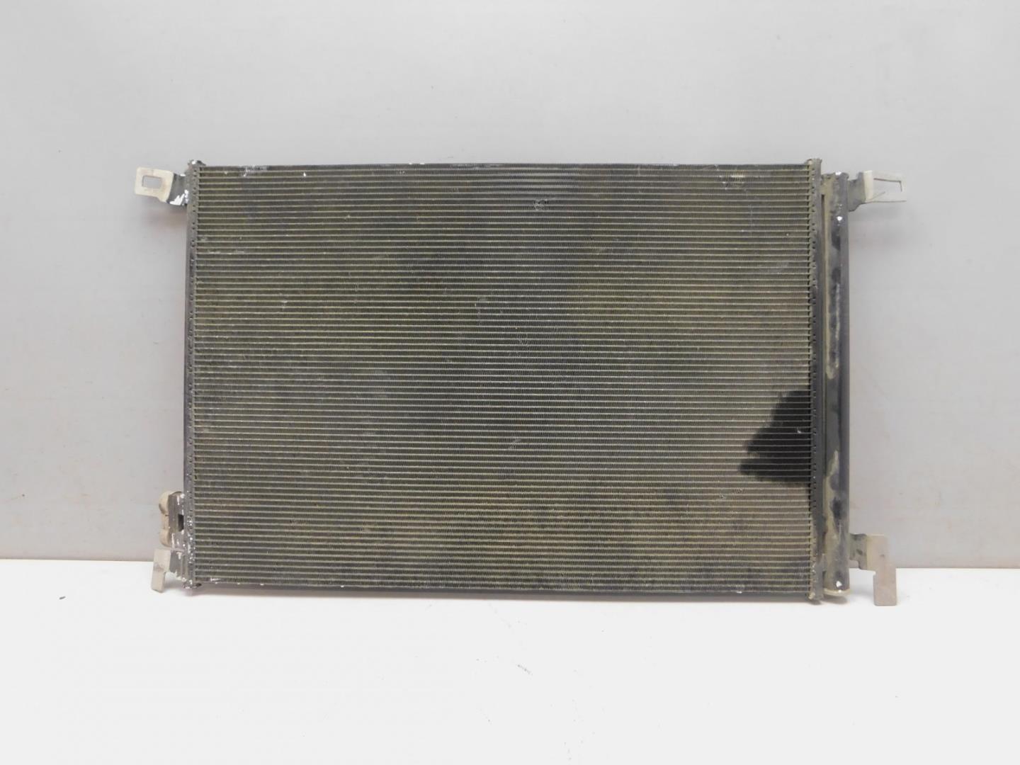 Радиатор кондиционера / конденсер