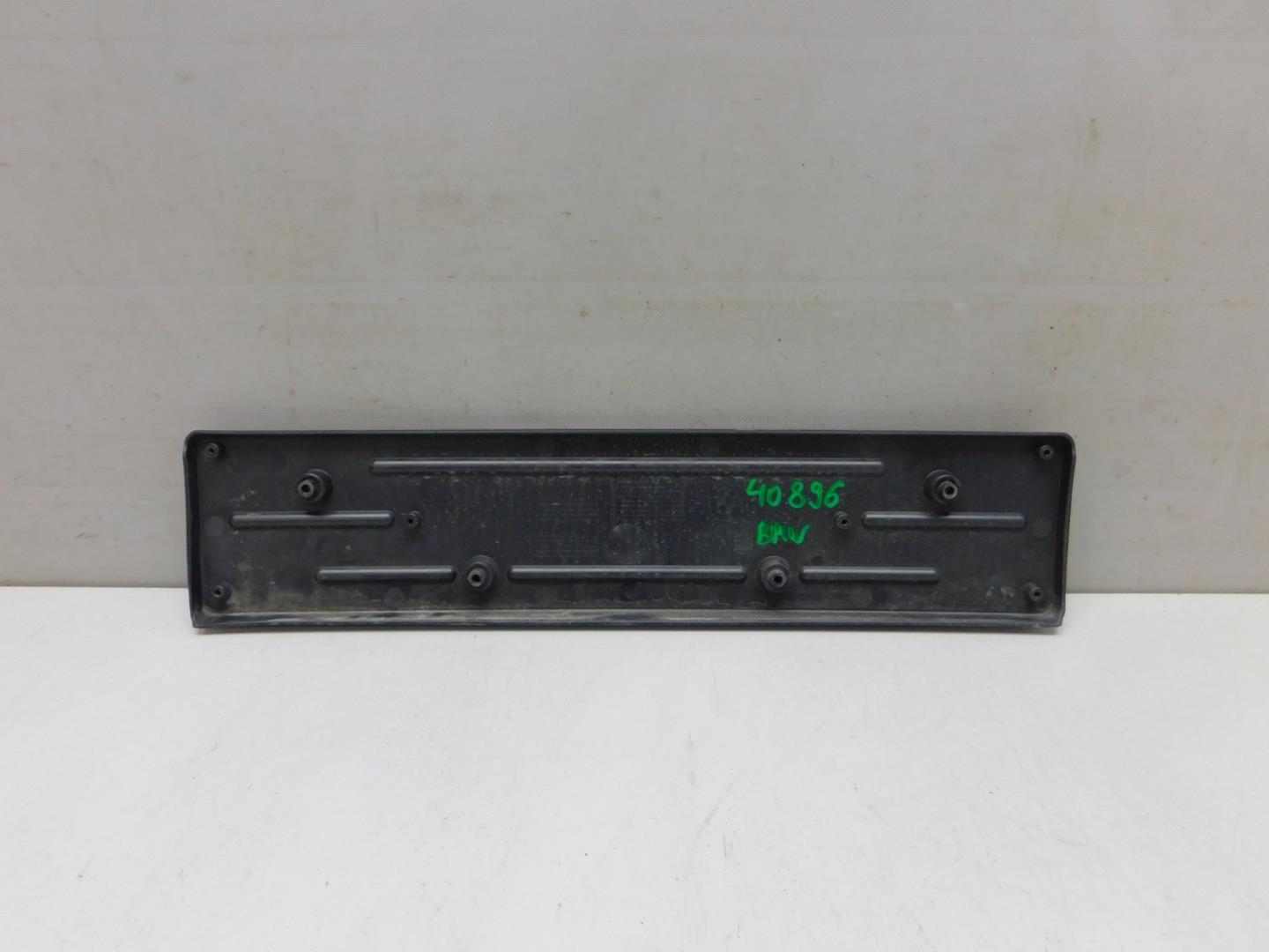 Накладка переднего бампера