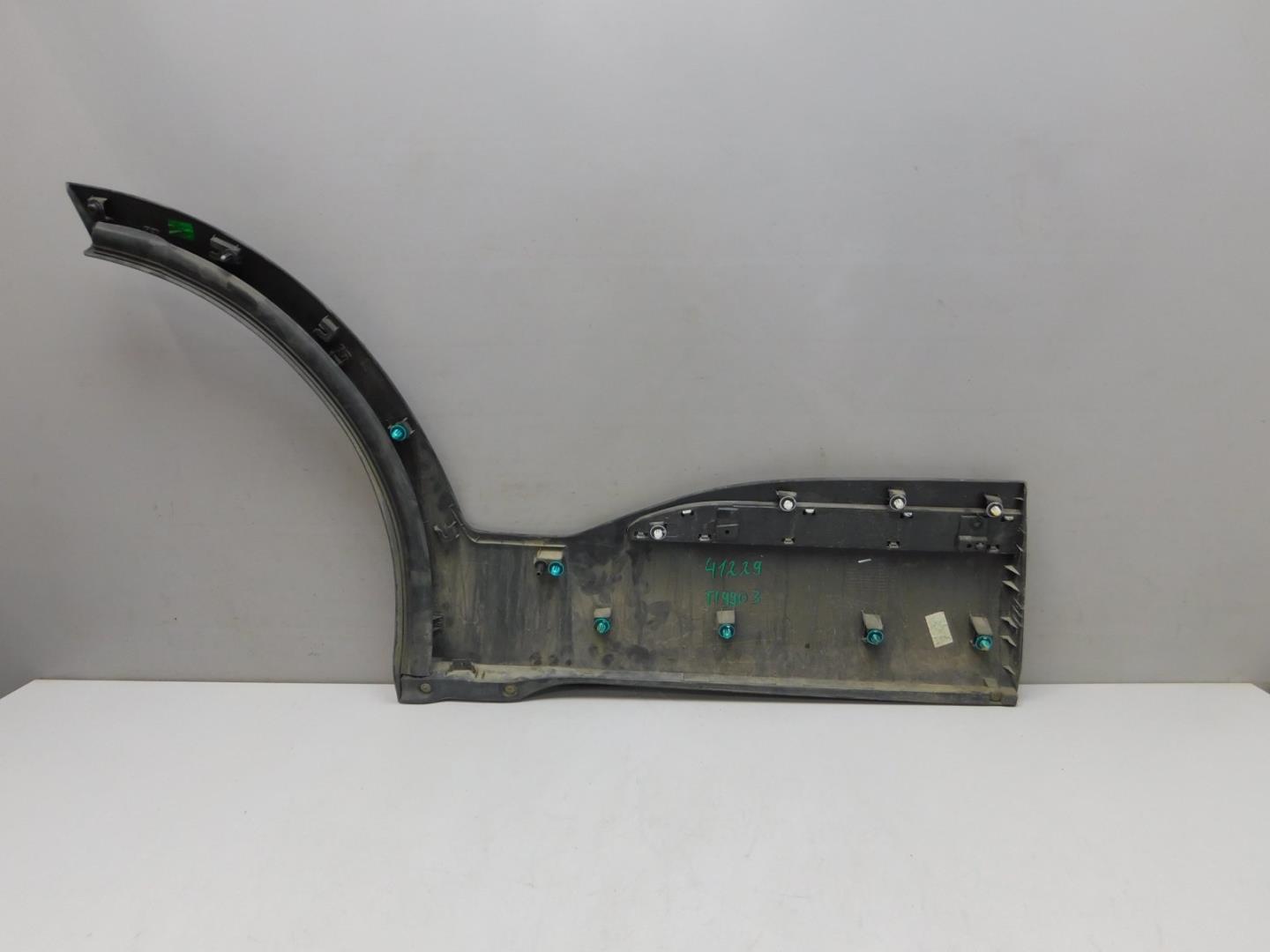 Накладка двери задней левой