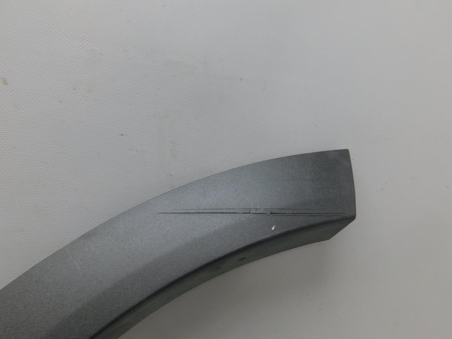 Накладка двери задней левой