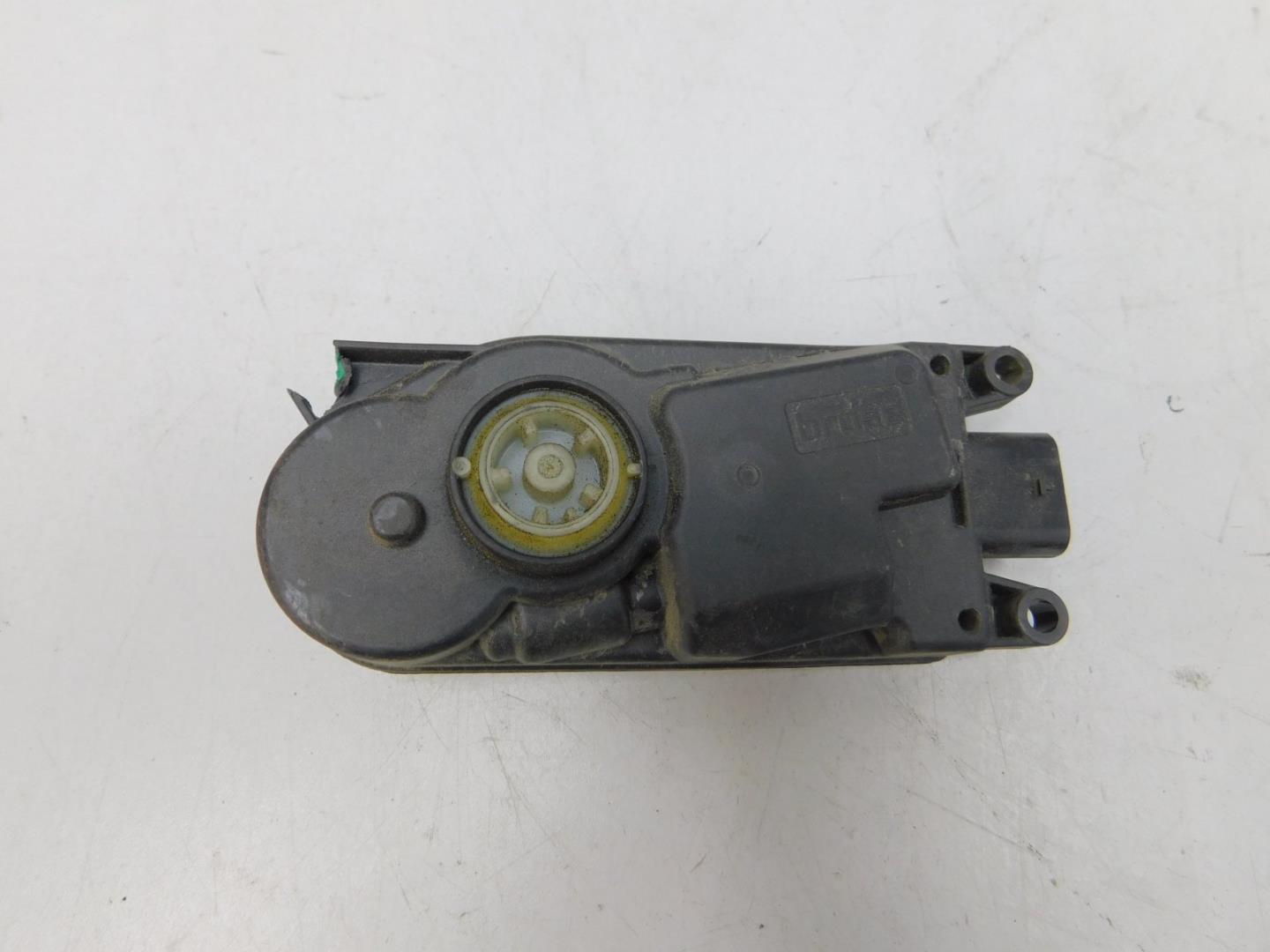 Моторчик заслонки печки