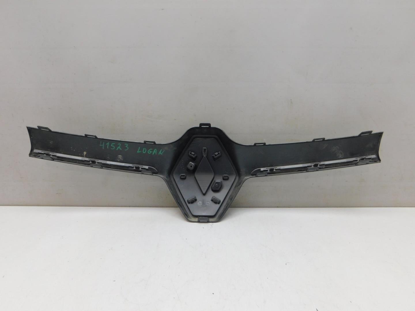 Накладка на решетку радиатора