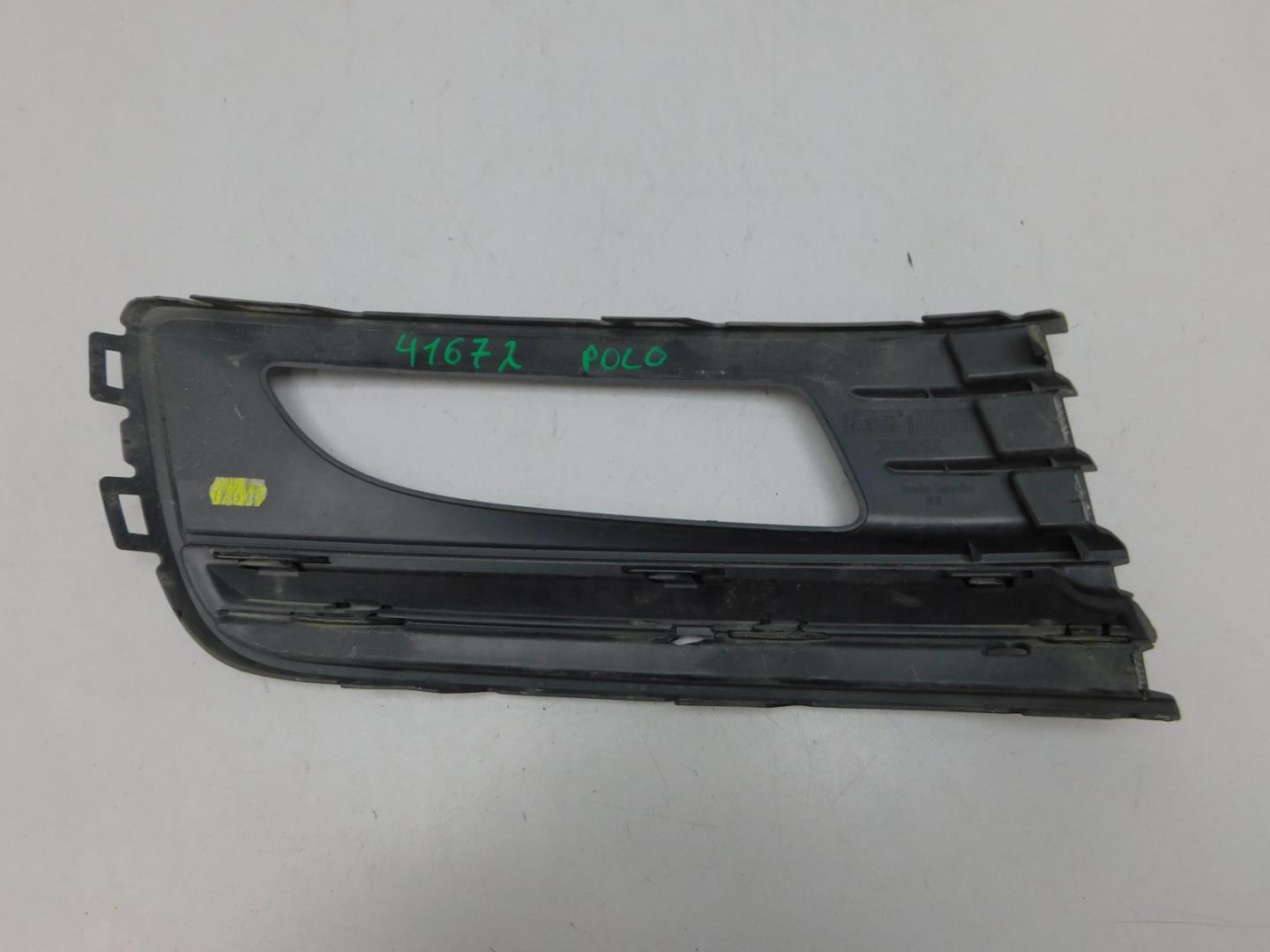 Решетка в бампер левая