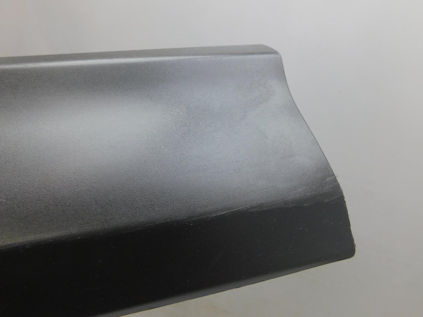 Накладка двери задней правой