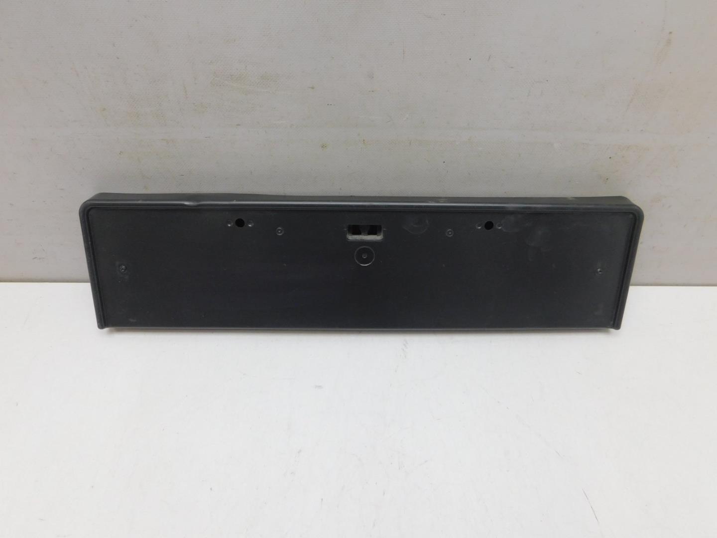 Накладка переднего бампера