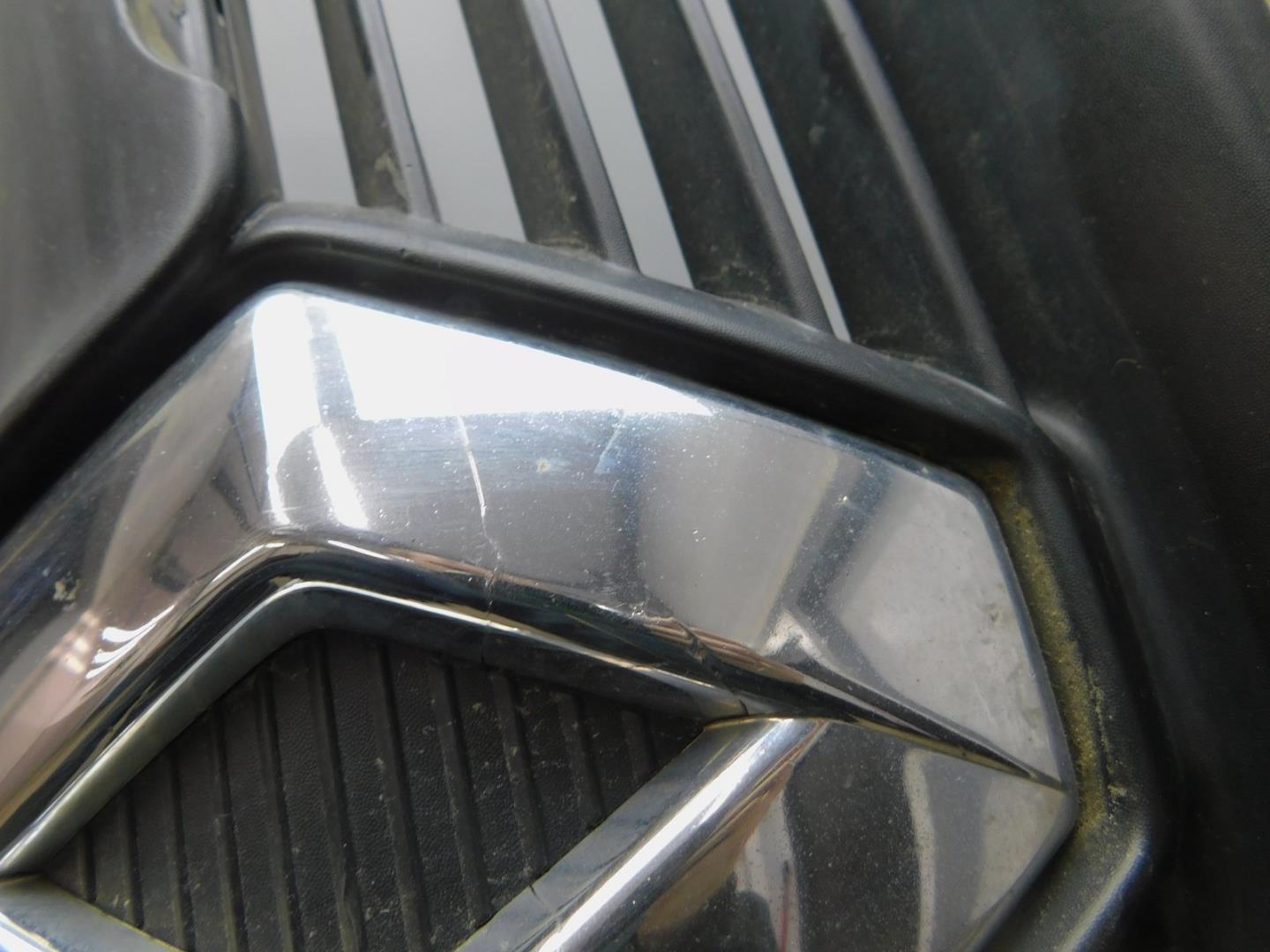 Решетка радиатора