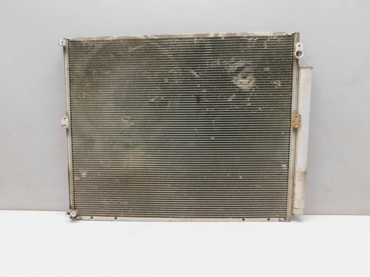 Радиатор кондиционера / конденсер