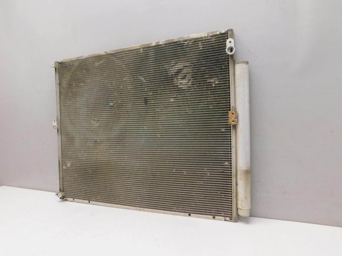Радиатор кондиционера / конденсер