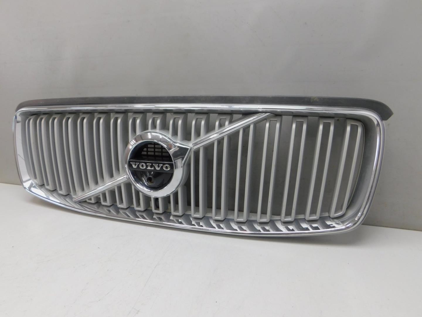 Решетка радиатора