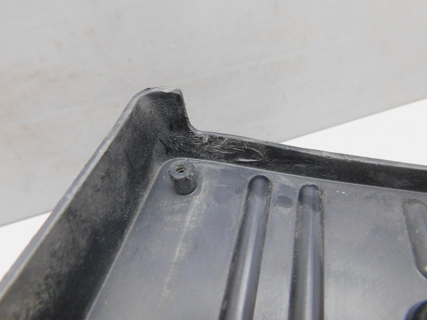 Накладка переднего бампера