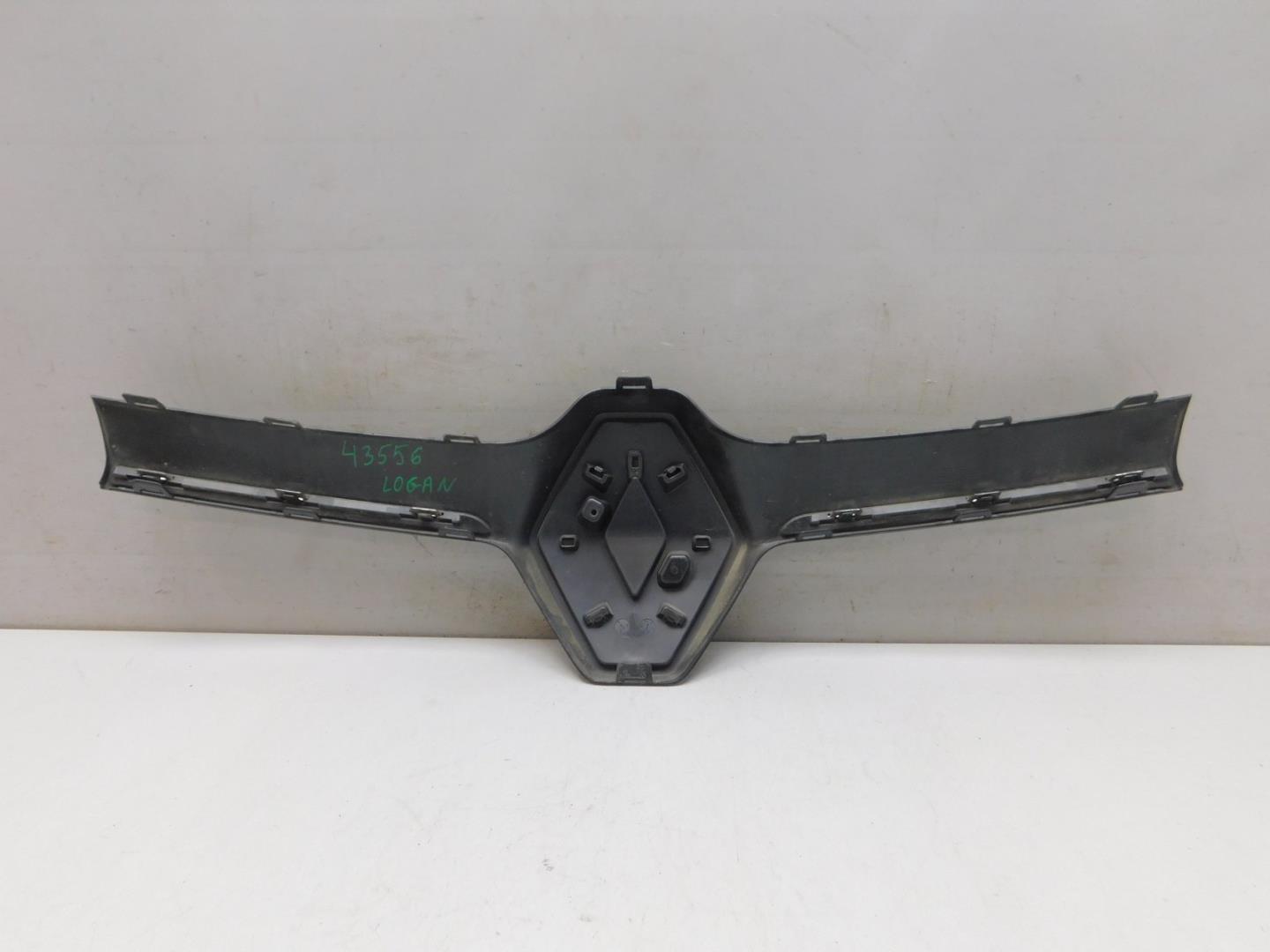 Накладка на решетку радиатора