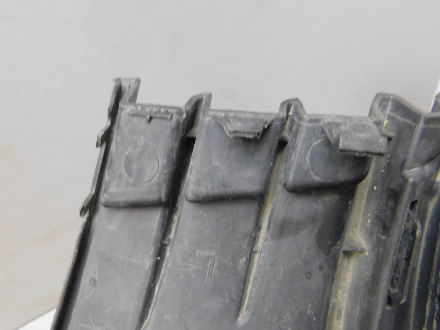 Решетка в бампер левая