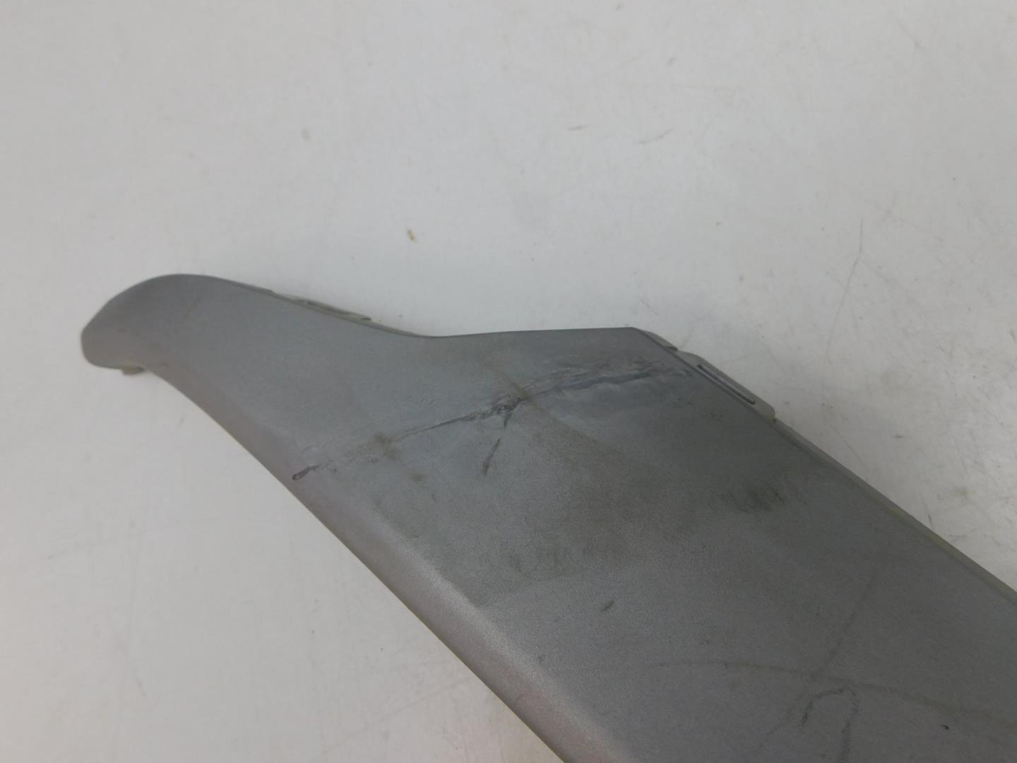 Накладка переднего бампера