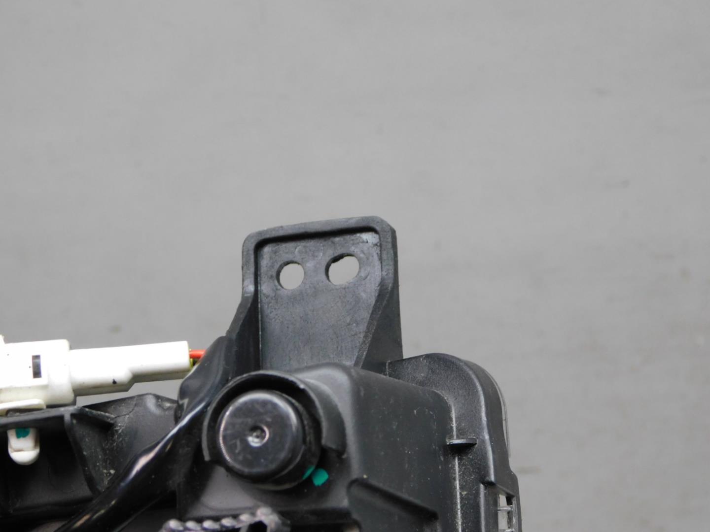 Фара противотуманная правая