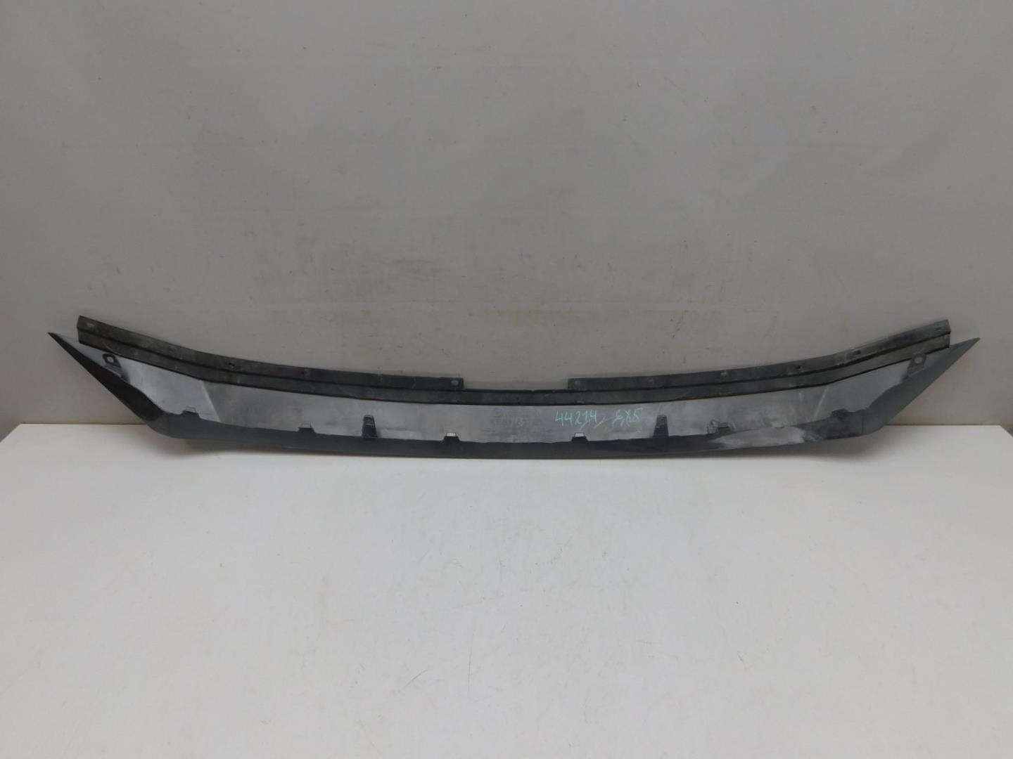 Накладка на решетку радиатора