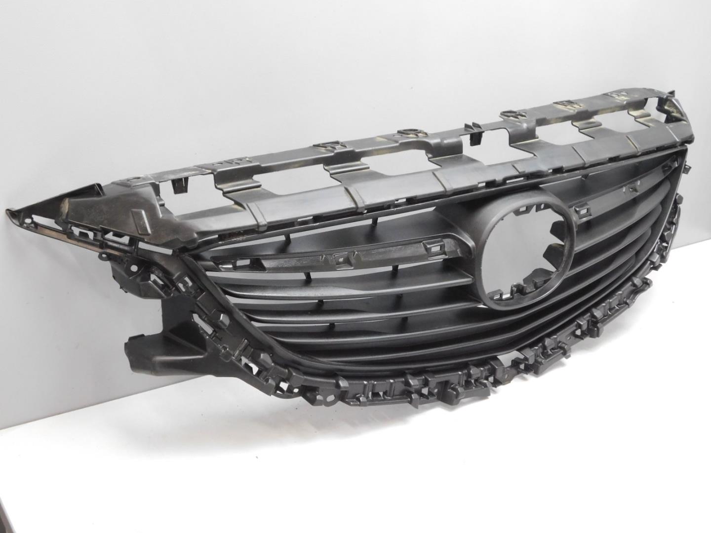 Решетка радиатора