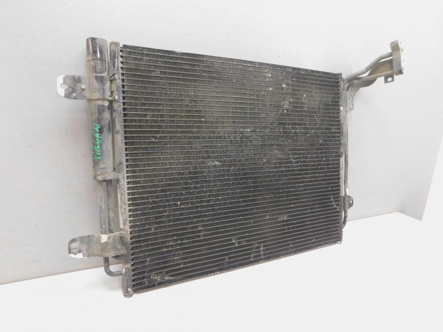 Радиатор кондиционера / конденсер