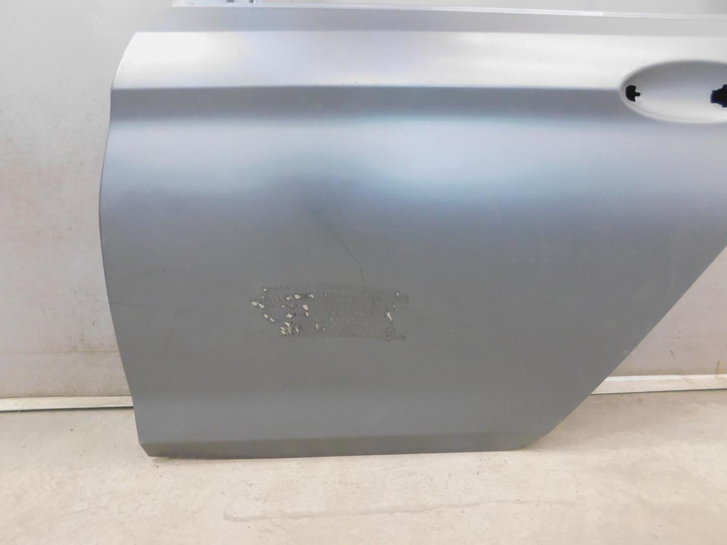 Дверь задняя левая