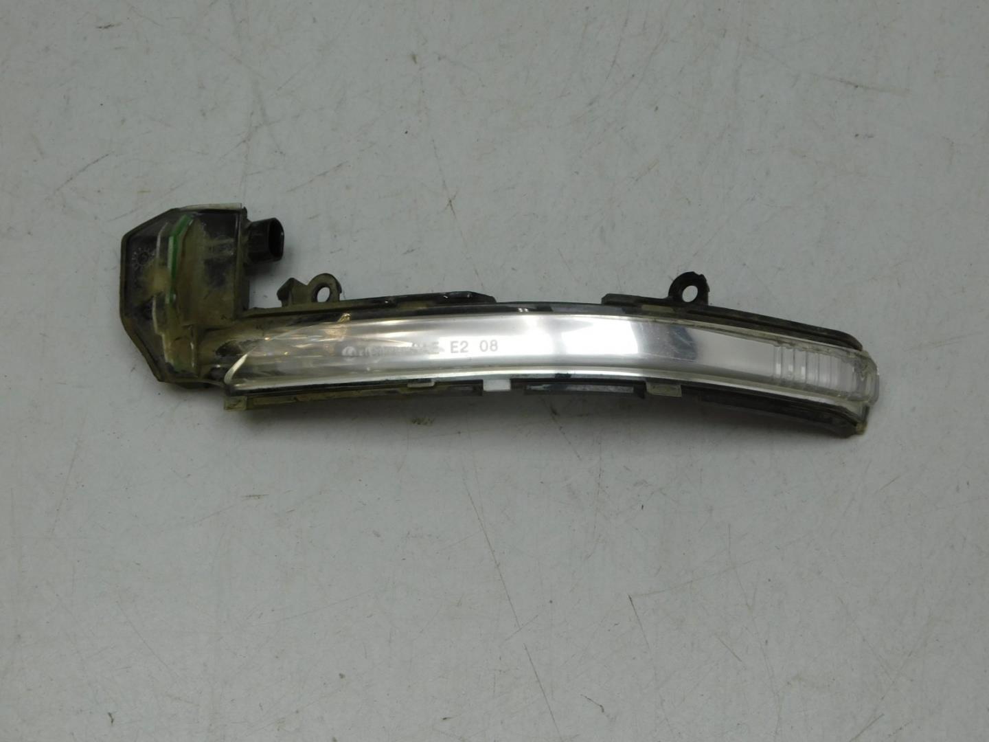 Повторитель поворота белый