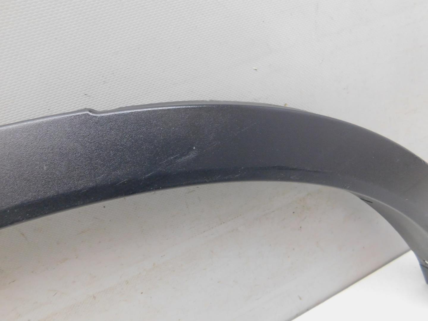 Накладка заднего крыла правого