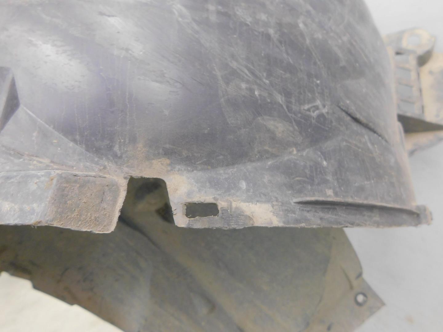 Локер передний правый