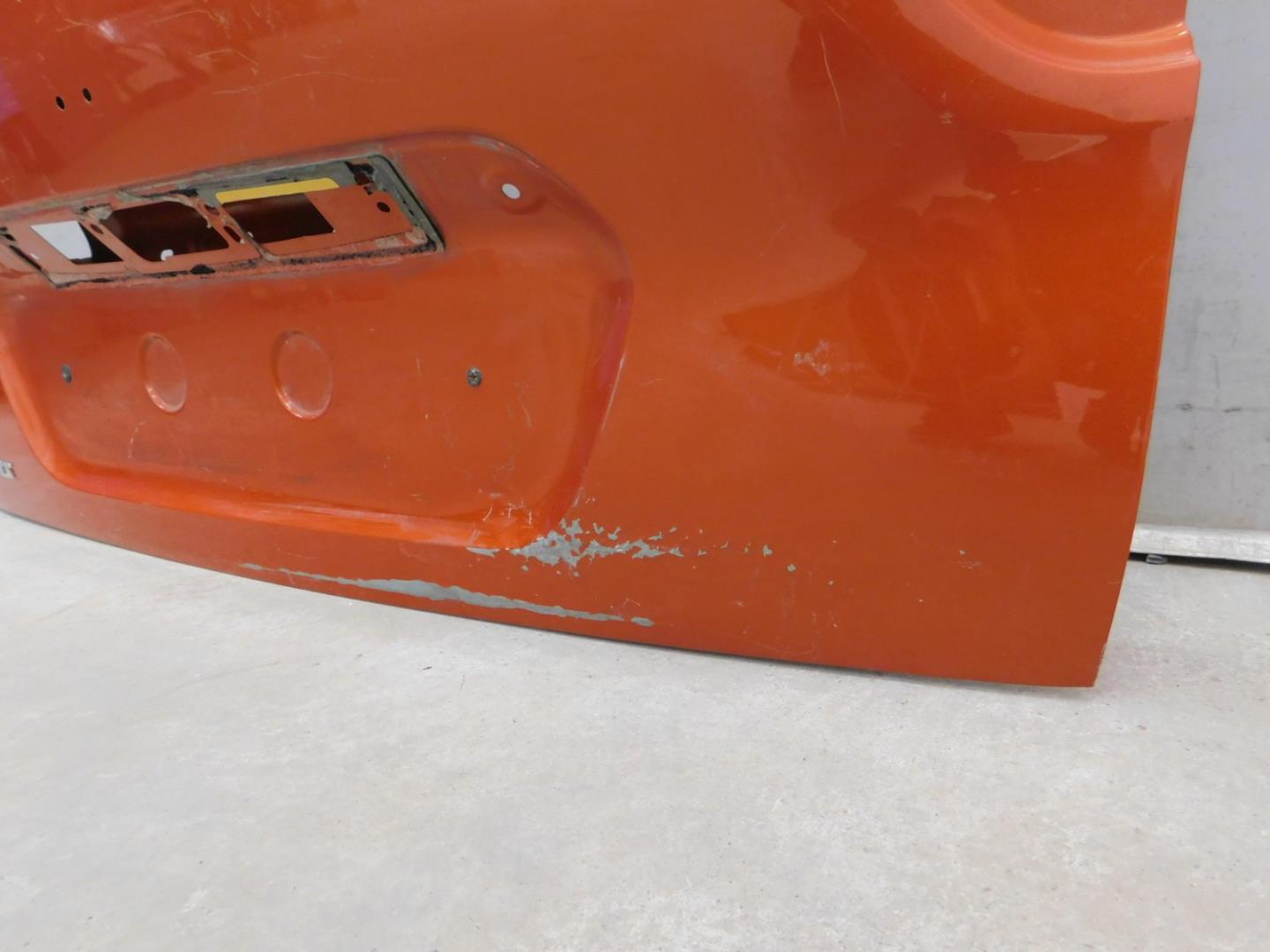 Дверь багажника