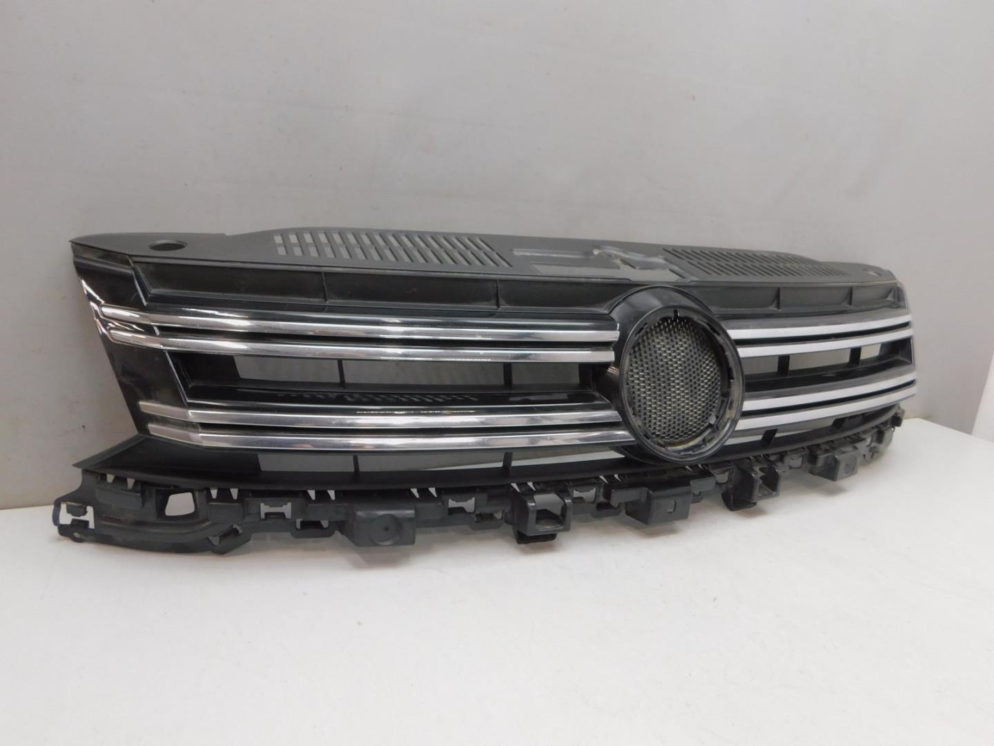 Решетка радиатора