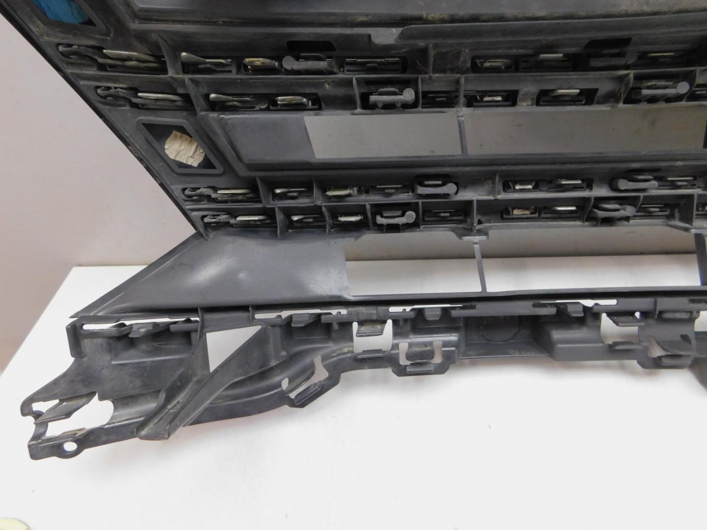 Решетка радиатора