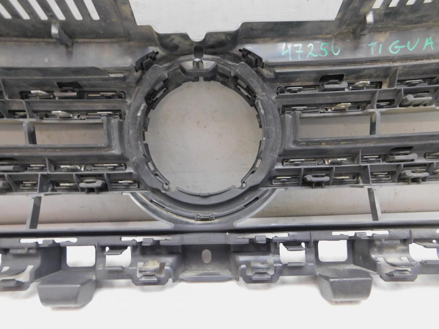 Решетка радиатора