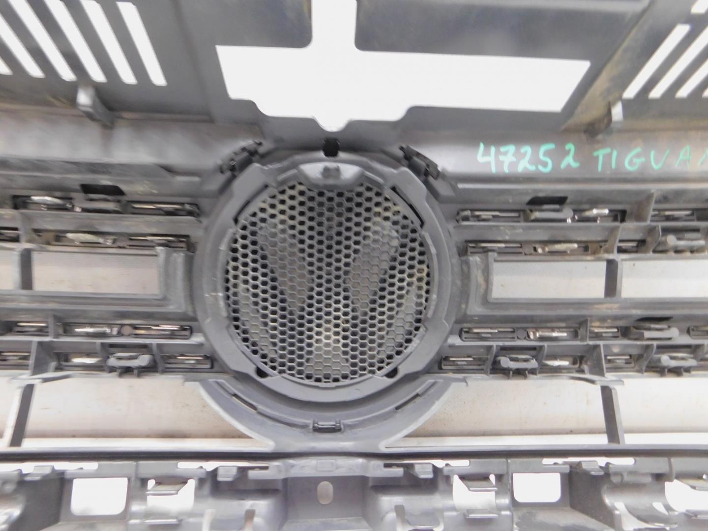 Решетка радиатора