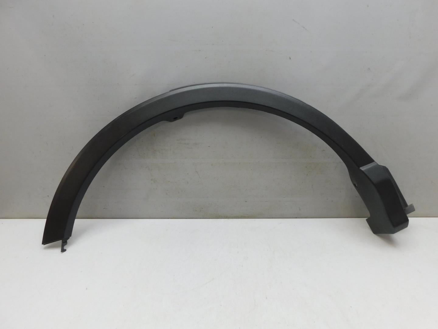 Накладка заднего крыла правого